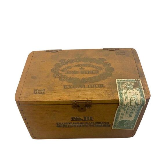 Vintage Hoyo De Monterrey De Jose Gener Cigar Box - Limited Edition Excalibur - Picture 8 of 8